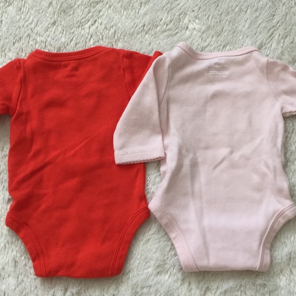 Carter’s long sleeve onesies - Picture 6 of 7
